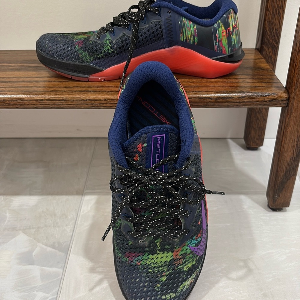 Nike Metcon 6 ‘I Am Not A Robot’ Sneakers - Picture 3 of 7